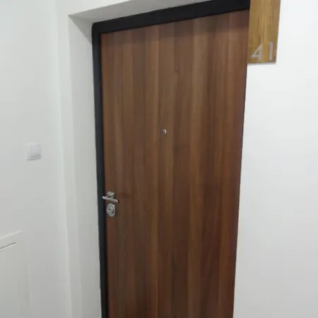 公寓 Apartman Hermes Lux 巴尼西卢卡