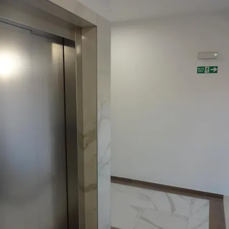 Apartman Hermes Lux 公寓