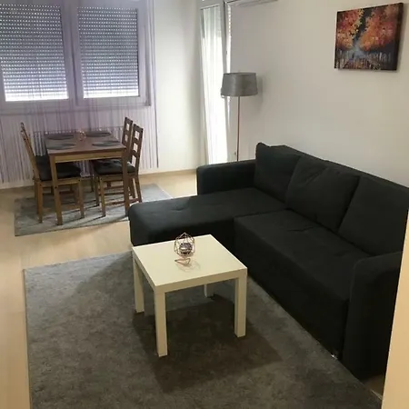 公寓 Apartman Hermes Lux 巴尼西卢卡